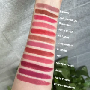 Private Label No Logo Black Gold Tube Velvet Matte Lipstick, Non Transfer Cup Proof Long Lasting Hydrating Lip Makeup