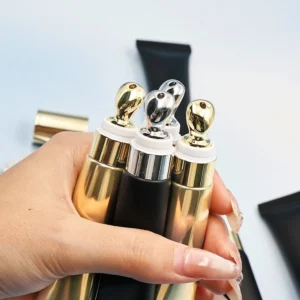 Private Label No Logo 20g Color Changing Plumping Lip Oil, Squeeze Tube with Zinc Alloy Massage Tip for Dudu Lips