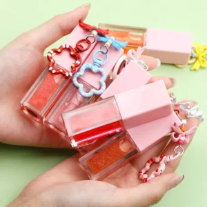 Private Label No Logo Plumping Lip Oil with Keychain Pendant, Hydrating Lip Oil DIY Creative Charm Makeup